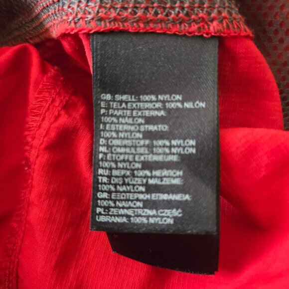 The North Face Red Nylon Shorts XXL - Picture 5 of 5